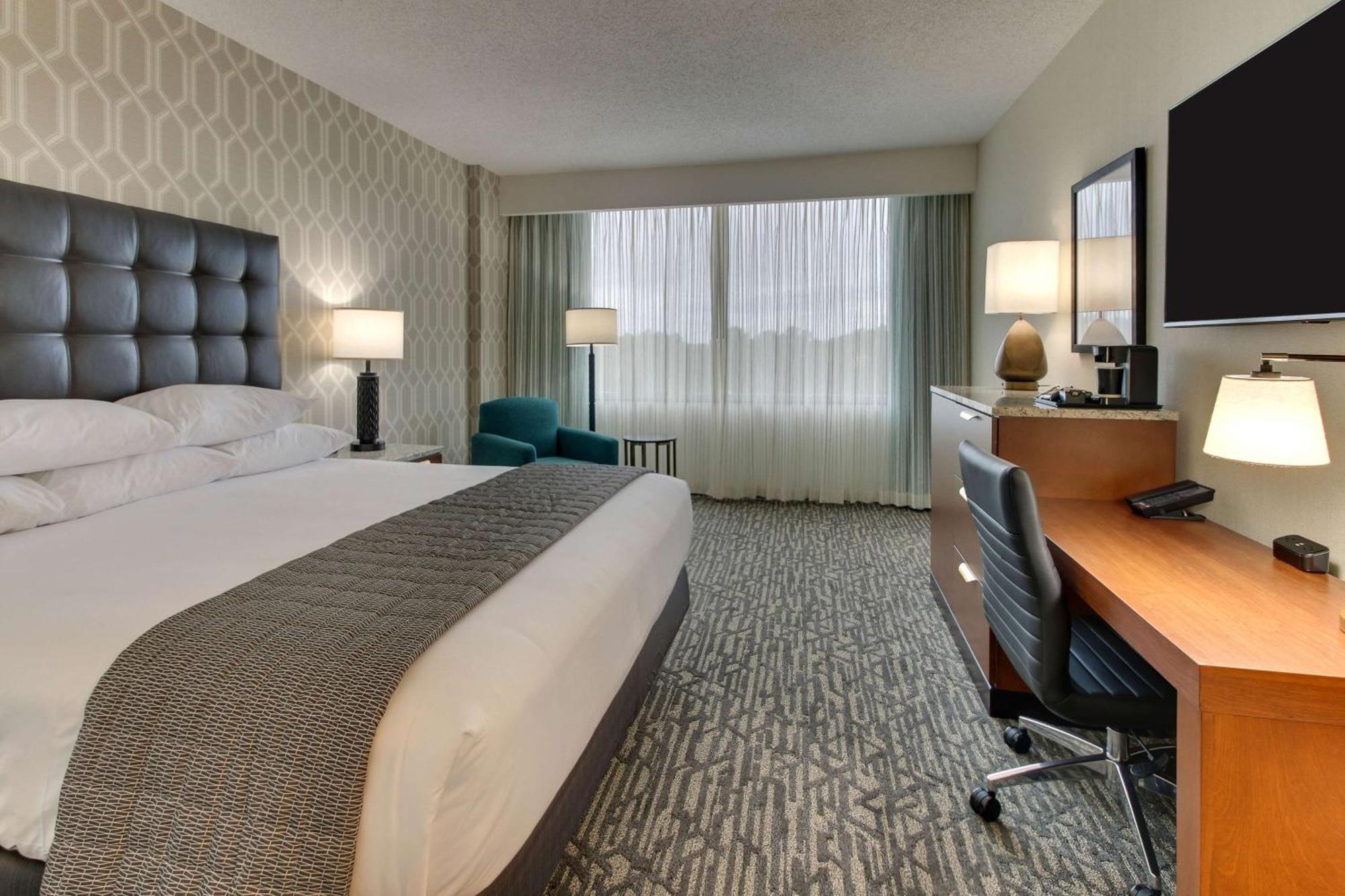 Drury Plaza Hotel Richmond 글렌 앨런 외부 사진