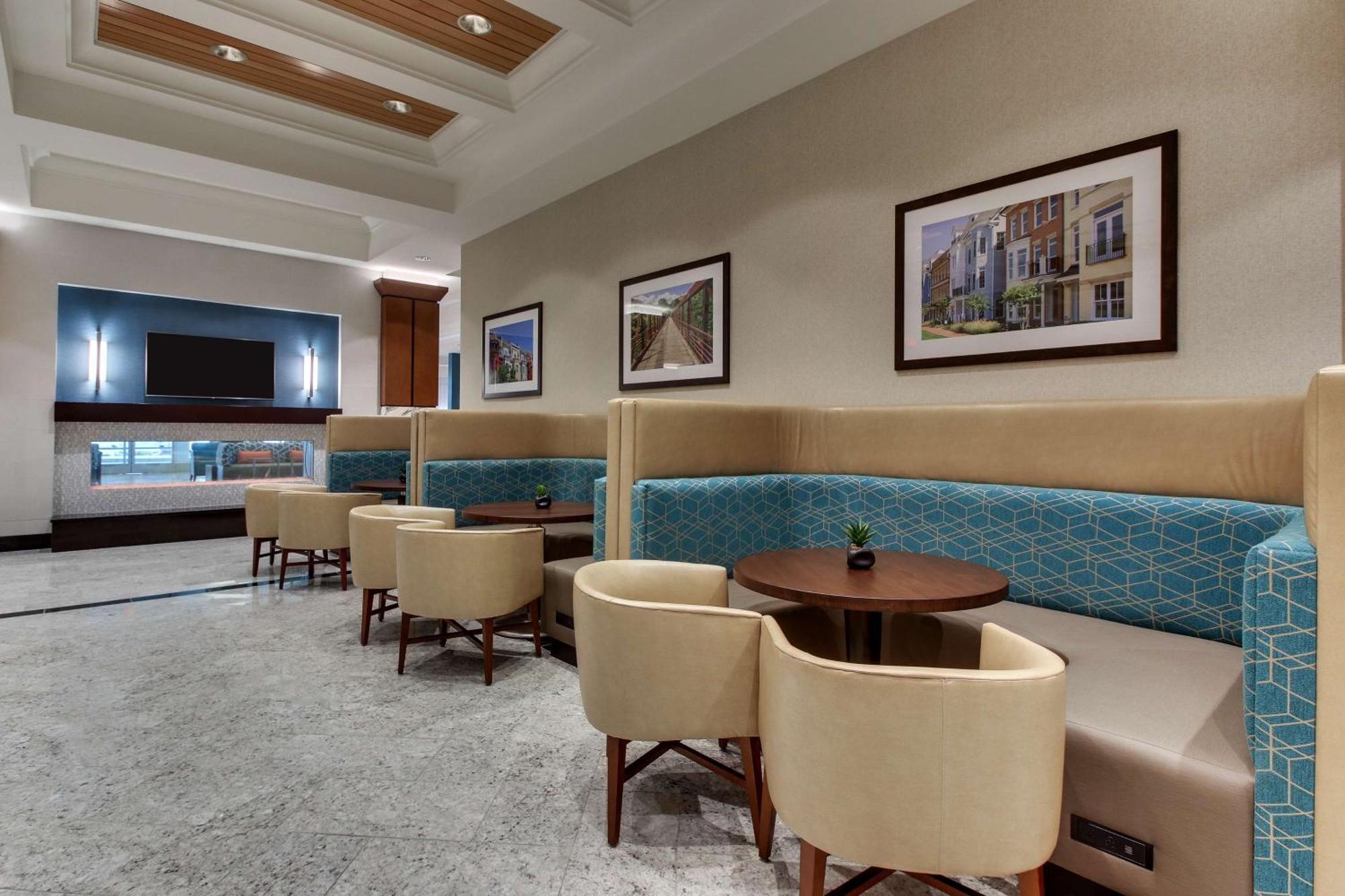 Drury Plaza Hotel Richmond 글렌 앨런 외부 사진