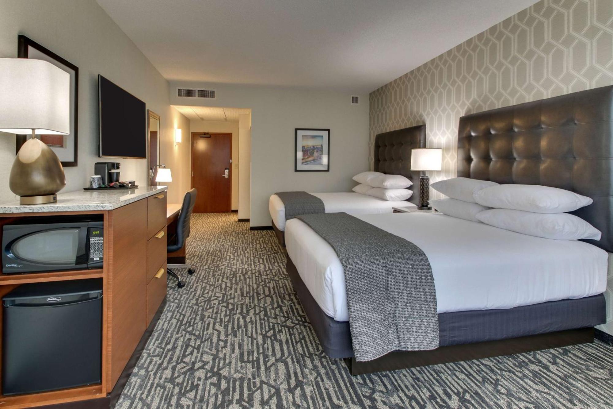 Drury Plaza Hotel Richmond 글렌 앨런 외부 사진